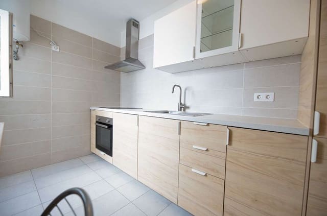 2 soveværelse Lejlighed til salg i Arrecife - € 195.000 (Ref: 10114368)