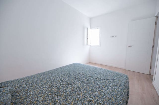 2 soveværelse Lejlighed til salg i Arrecife - € 195.000 (Ref: 10114368)