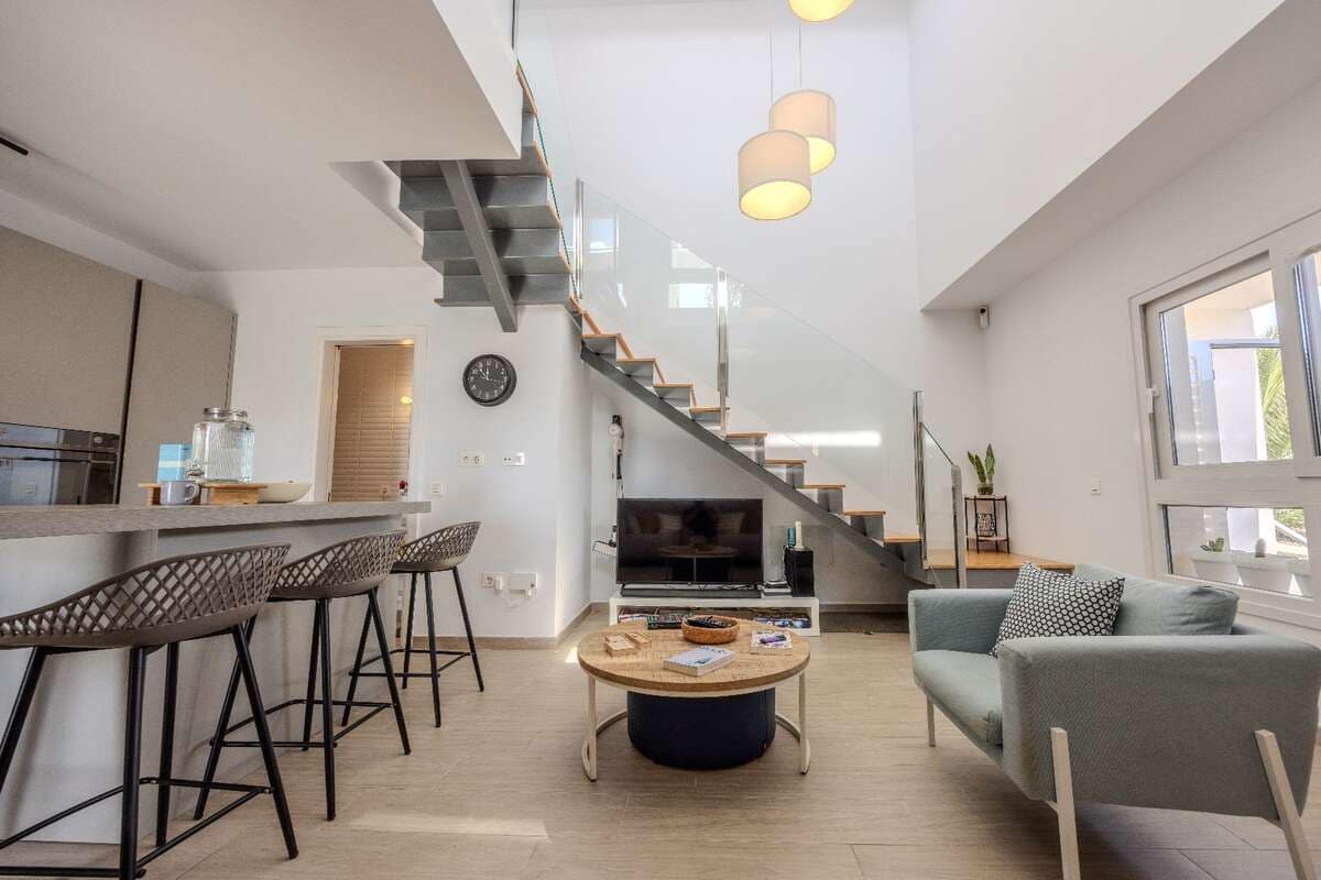 4 soveværelse Byhus til salg i Costa Teguise med garage - € 395.000 (Ref: 10141604)