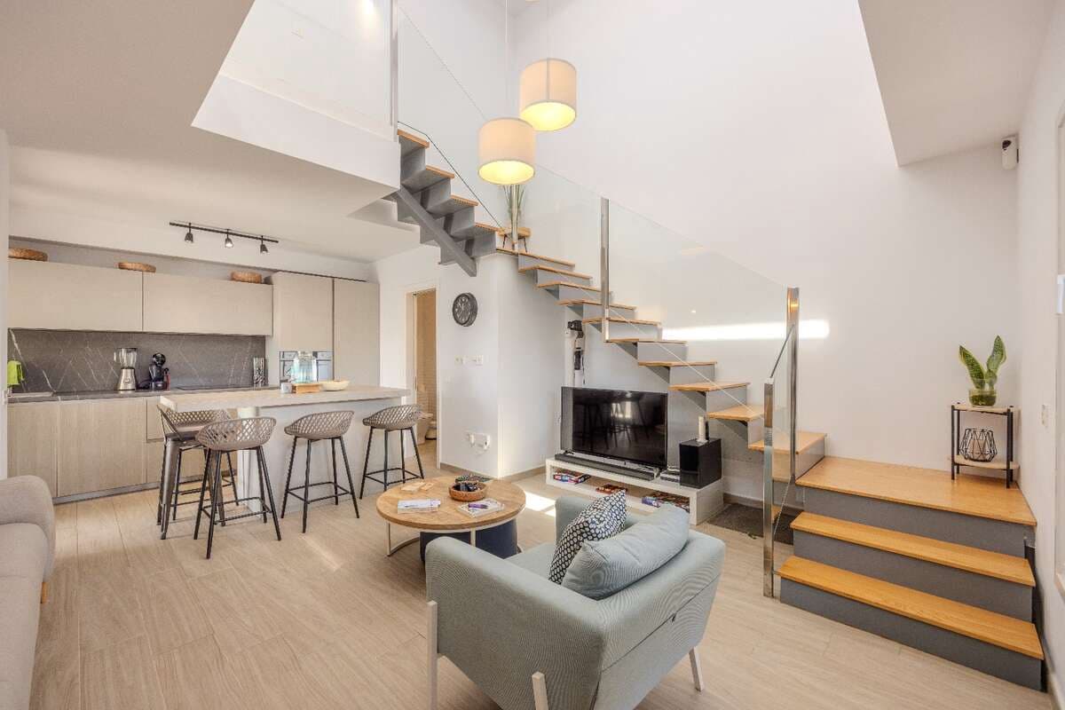 4 soveværelse Byhus til salg i Costa Teguise med garage - € 395.000 (Ref: 10141604)