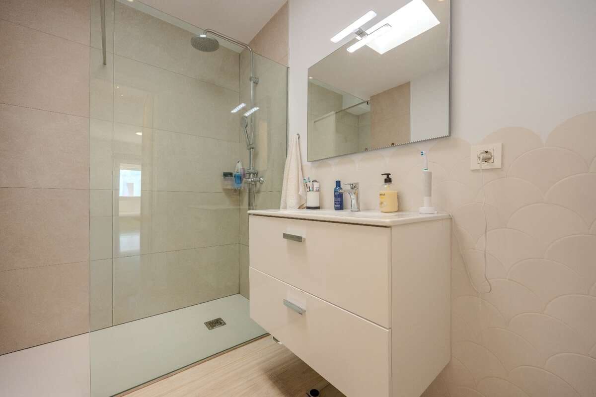 4 soveværelse Byhus til salg i Costa Teguise med garage - € 395.000 (Ref: 10141604)