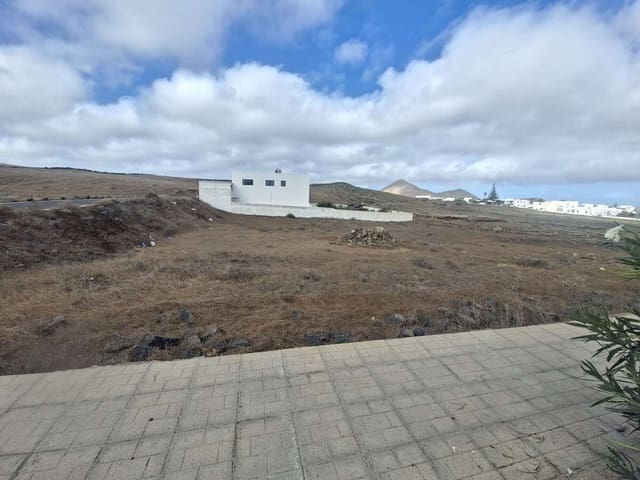 Building Plot for sale in La Vegueta, Tinajo - € 125,000 (Ref: 10141605)