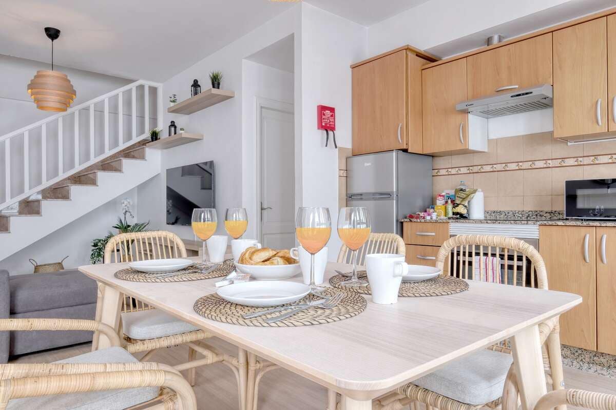 Bedrift til salgs i Playa Blanca - € 4 000 000 (Ref: 10160813)