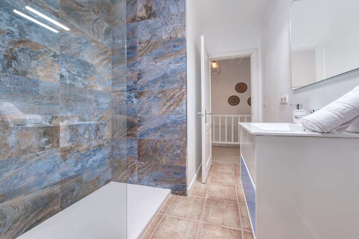 Bedrift til salgs i Playa Blanca - € 4 000 000 (Ref: 10160813)