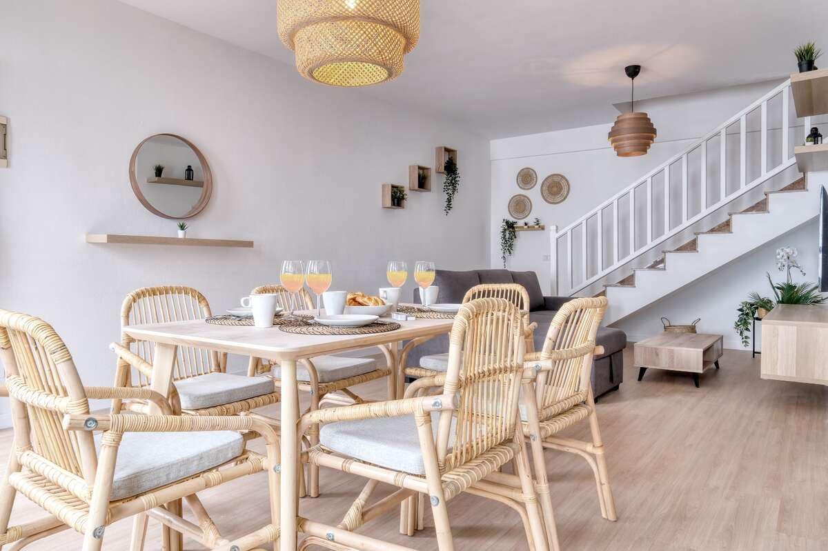 Bedrift til salgs i Playa Blanca - € 4 000 000 (Ref: 10160813)