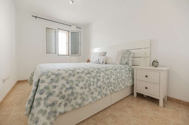 2 soveværelse Lejlighed til salg i Arrecife - € 190.000 (Ref: 9085996)