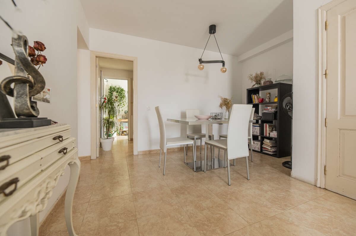2 bedroom Flat for sale in Arrecife - € 199,500 (Ref: 9085996)