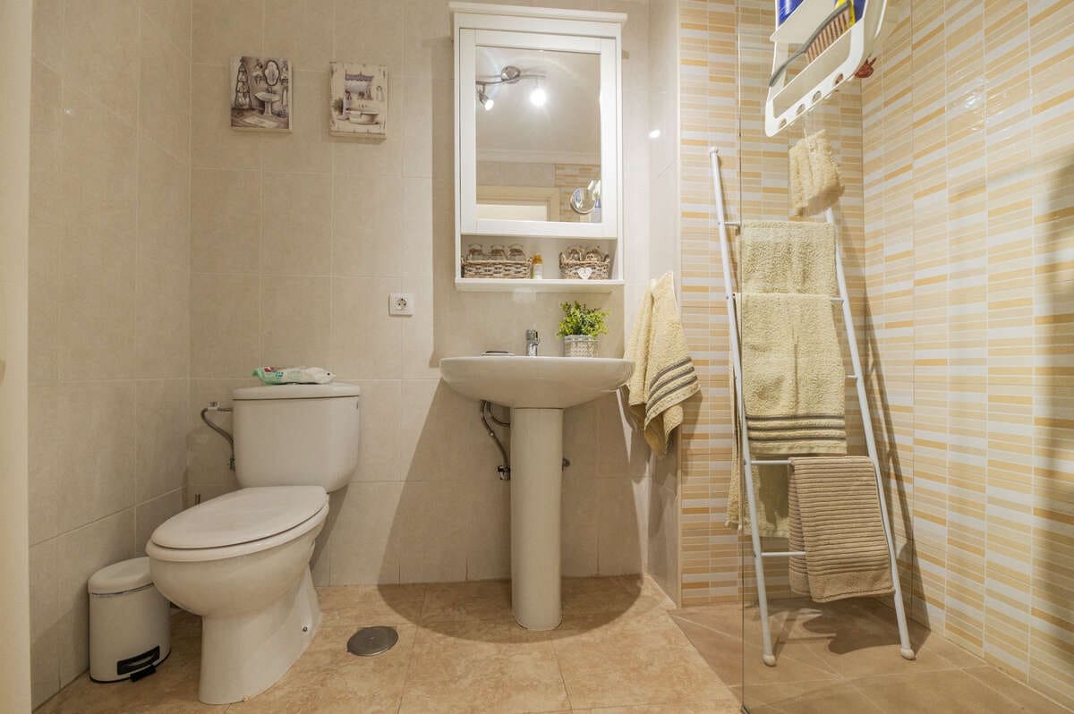2 bedroom Flat for sale in Arrecife - € 199,500 (Ref: 9085996)