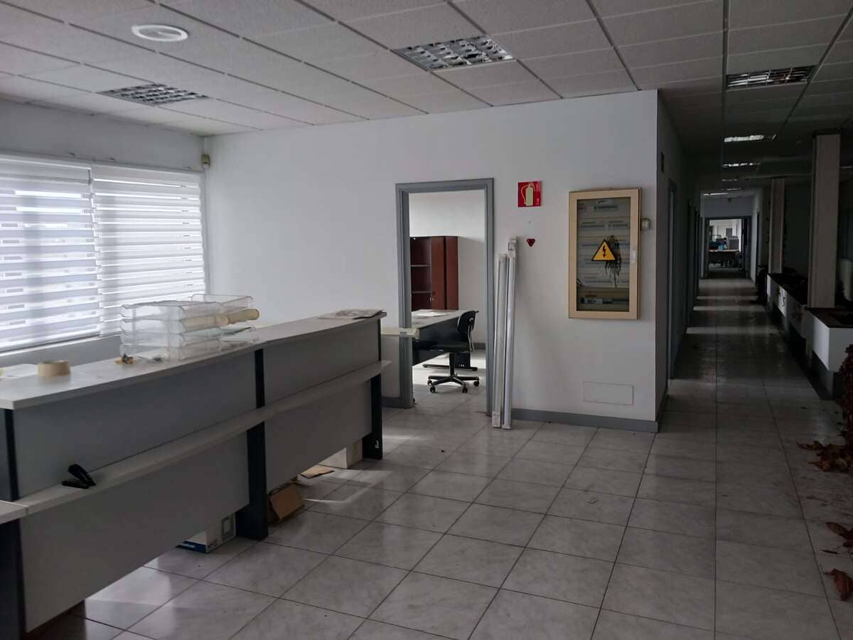 Commercial for rent in Playa Honda with garage - € 35,000 (Ref: 9085999)