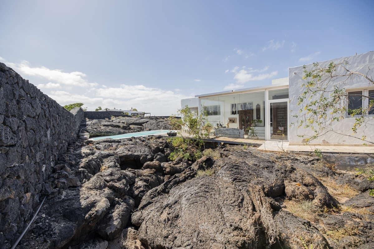 3 soverom Villa til salgs i Tahiche med svømmebasseng garasje - € 1 180 000 (Ref: 9086003)