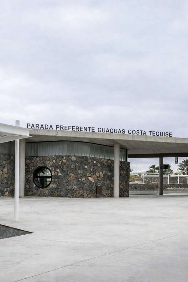 Commercial for rent in Costa Teguise with garage - € 1,250 (Ref: 9086006)