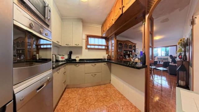 2 soveværelse Lejlighed til salg i Puerto del Carmen, Tías - € 290.000 (Ref: 9086007)
