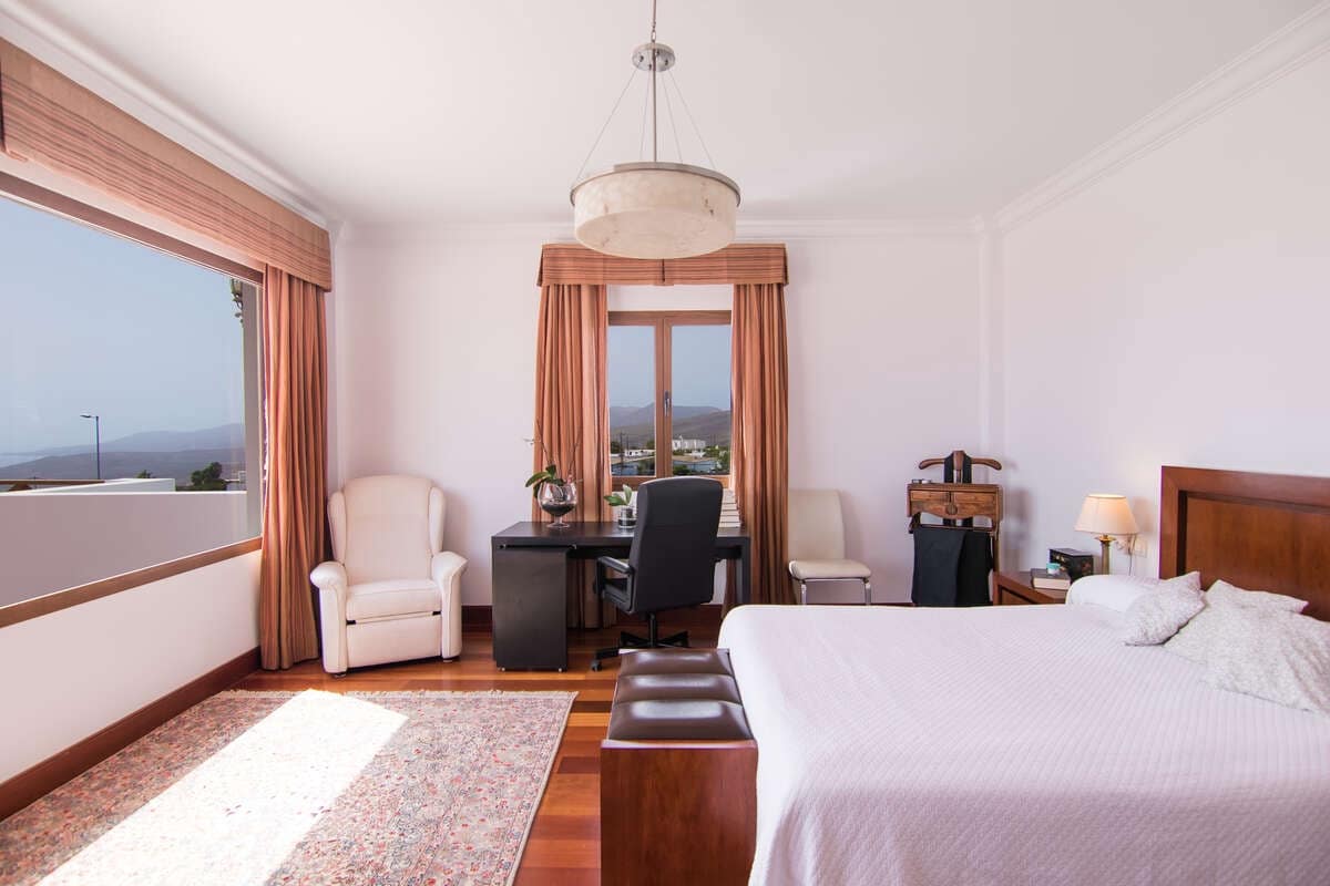 4 quarto Moradia para venda em Macher com piscina garagem - 1 050 000 € (Ref: 9086008)