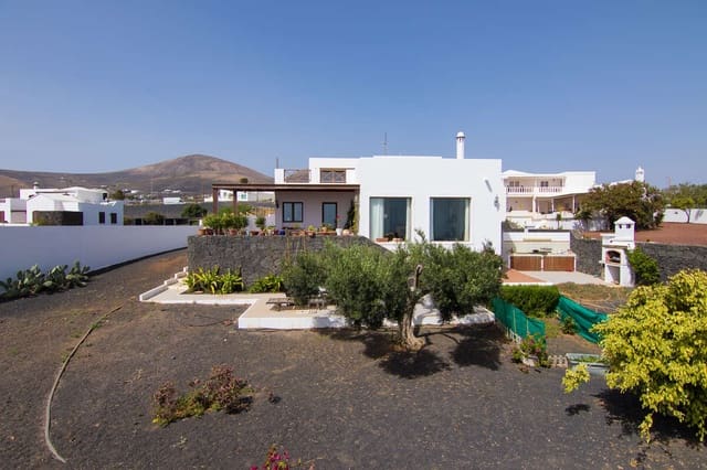 4 quarto Moradia para venda em Macher, Tías com piscina garagem - 1 050 000 € (Ref: 9086008)