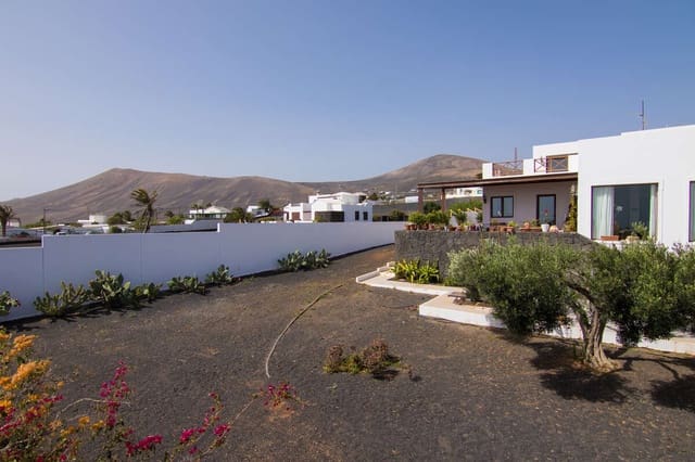 4 camera da letto Villa in vendita in Macher, Tías con piscina garage - 1.050.000 € (Rif: 9086008)