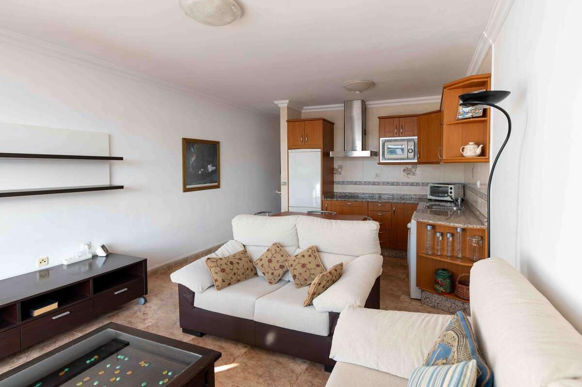 1 soverom Leilighet til salgs i Puerto del Carmen - € 215 000 (Ref: 9086011)