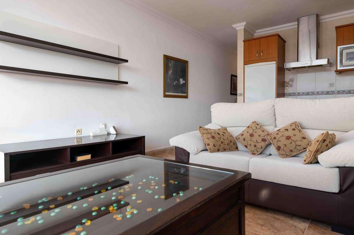 1 soverom Leilighet til salgs i Puerto del Carmen - € 215 000 (Ref: 9086011)