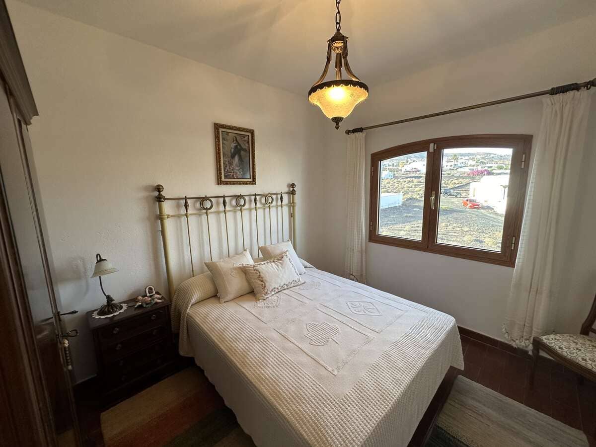 3 soverom Villa til salgs i Macher med garasje - € 865 000 (Ref: 9086014)