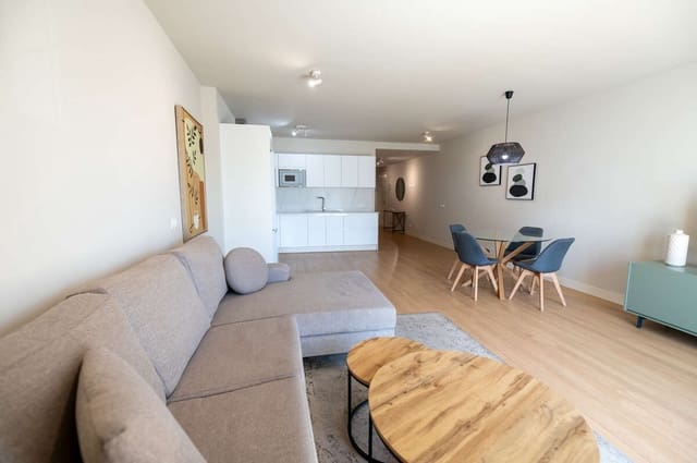 3 soveværelse Lejlighed til salg i Arrecife med garage - € 390.000 (Ref: 9086015)