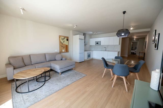 3 soveværelse Lejlighed til salg i Arrecife med garage - € 390.000 (Ref: 9086015)