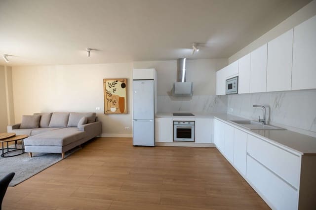 3 soveværelse Lejlighed til salg i Arrecife med garage - € 390.000 (Ref: 9086015)