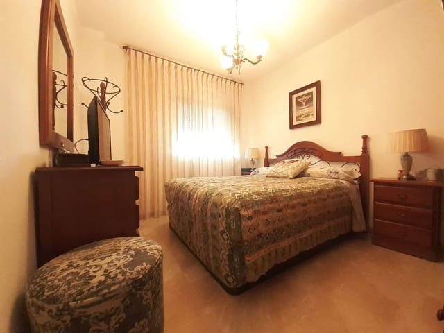 4 soveværelse Lejlighed til salg i Arrecife med garage - € 225.000 (Ref: 9088271)