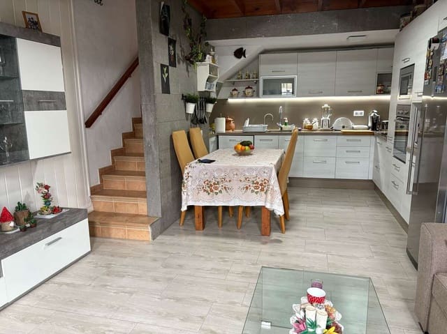 3 sypialnia Finka/Dom wiejski na sprzedaż w Haría - 270 000 € (Ref: 9151633)