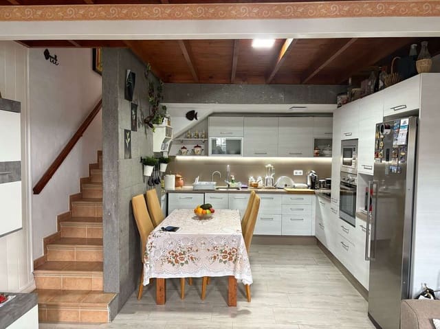 3 sypialnia Finka/Dom wiejski na sprzedaż w Haría - 270 000 € (Ref: 9151633)