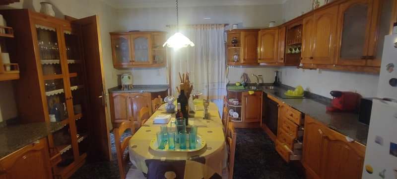 4 bedroom Villa for sale in Conil with pool garage - € 685,000 (Ref: 9242587)