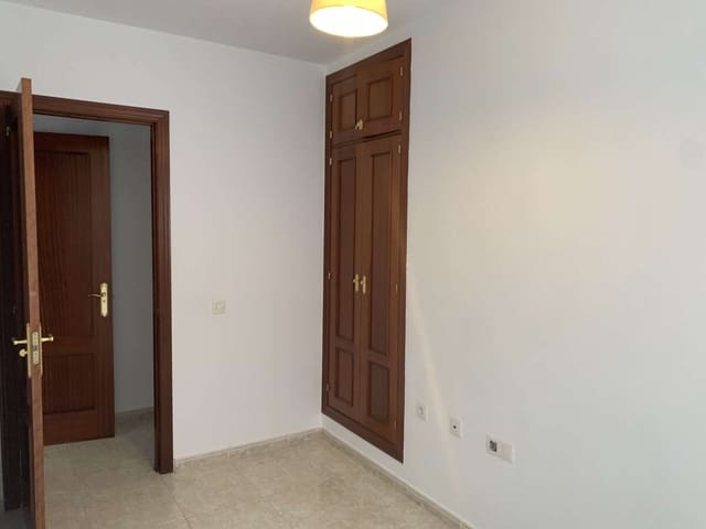 3 soveværelse Lejlighed til salg i Arrecife - € 219.000 (Ref: 9302938)