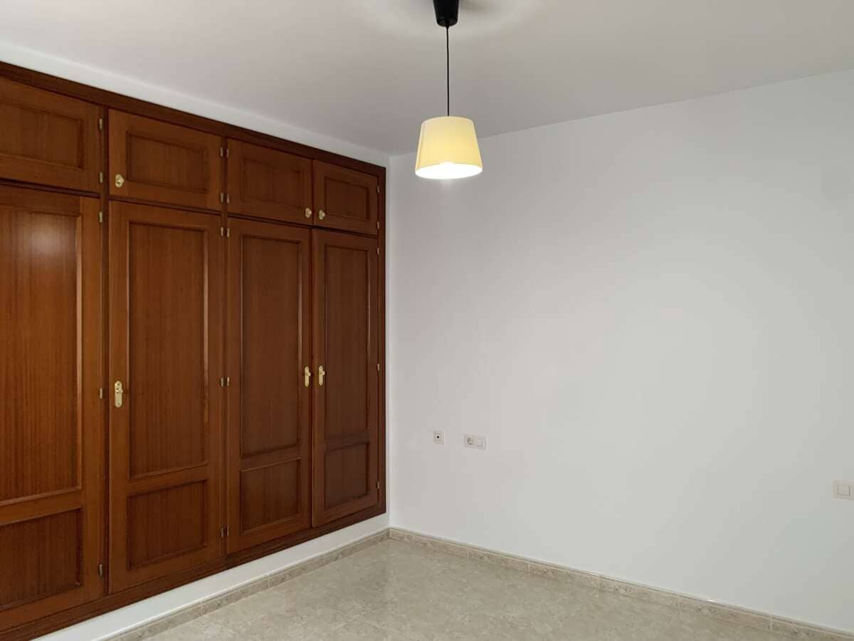 3 soveværelse Lejlighed til salg i Arrecife - € 219.000 (Ref: 9302938)