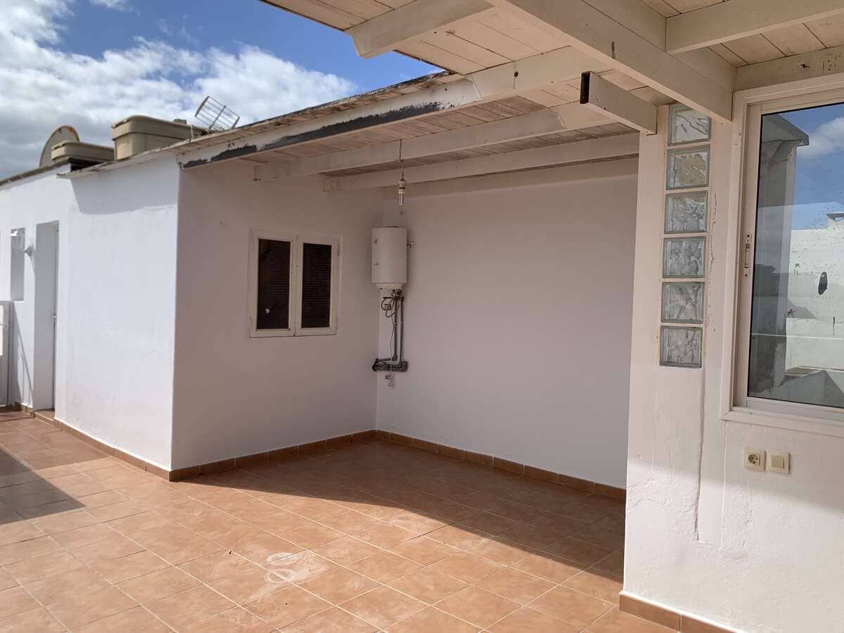 3 soveværelse Lejlighed til salg i Arrecife - € 219.000 (Ref: 9302938)