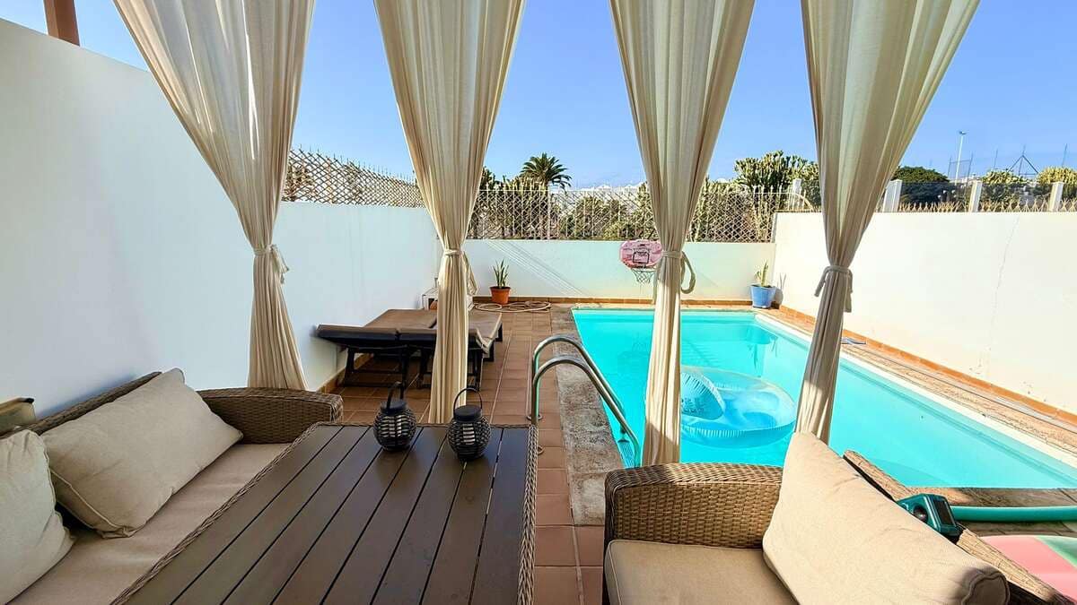 3 camera da letto Casa in vendita in Costa Teguise con piscina garage - 466.265 € (Rif: 9382038)