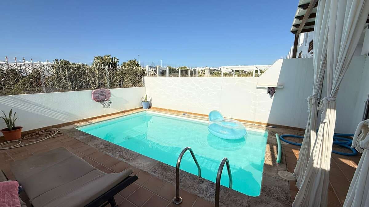 3 camera da letto Casa in vendita in Costa Teguise con piscina garage - 466.265 € (Rif: 9382038)
