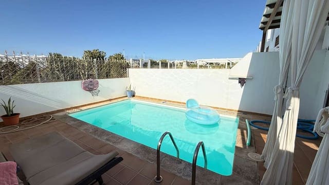 3 camera da letto Casa in vendita in Costa Teguise, Teguise con piscina garage - 466.265 € (Rif: 9382038)