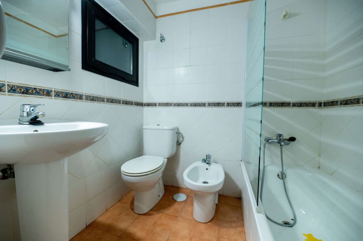 1 bedroom Apartment for sale in Arrecife - € 250,000 (Ref: 9426759)