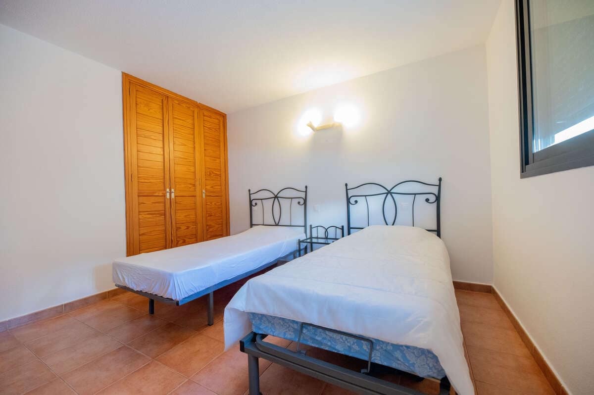 1 bedroom Apartment for sale in Arrecife - € 250,000 (Ref: 9426759)