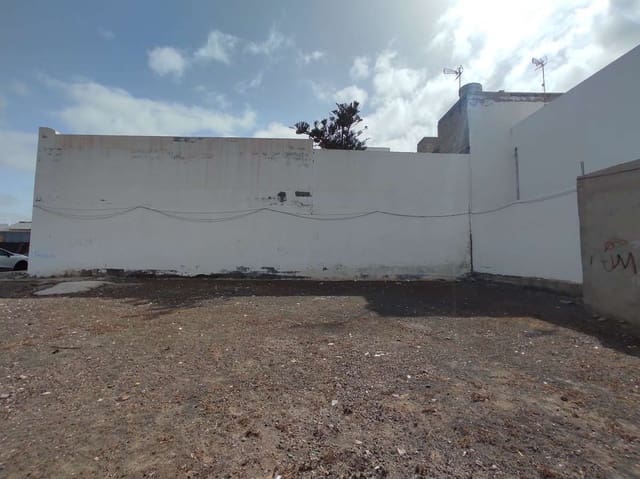 Tomt till salu i Arrecife - 70 000 € (Ref: 9429413)