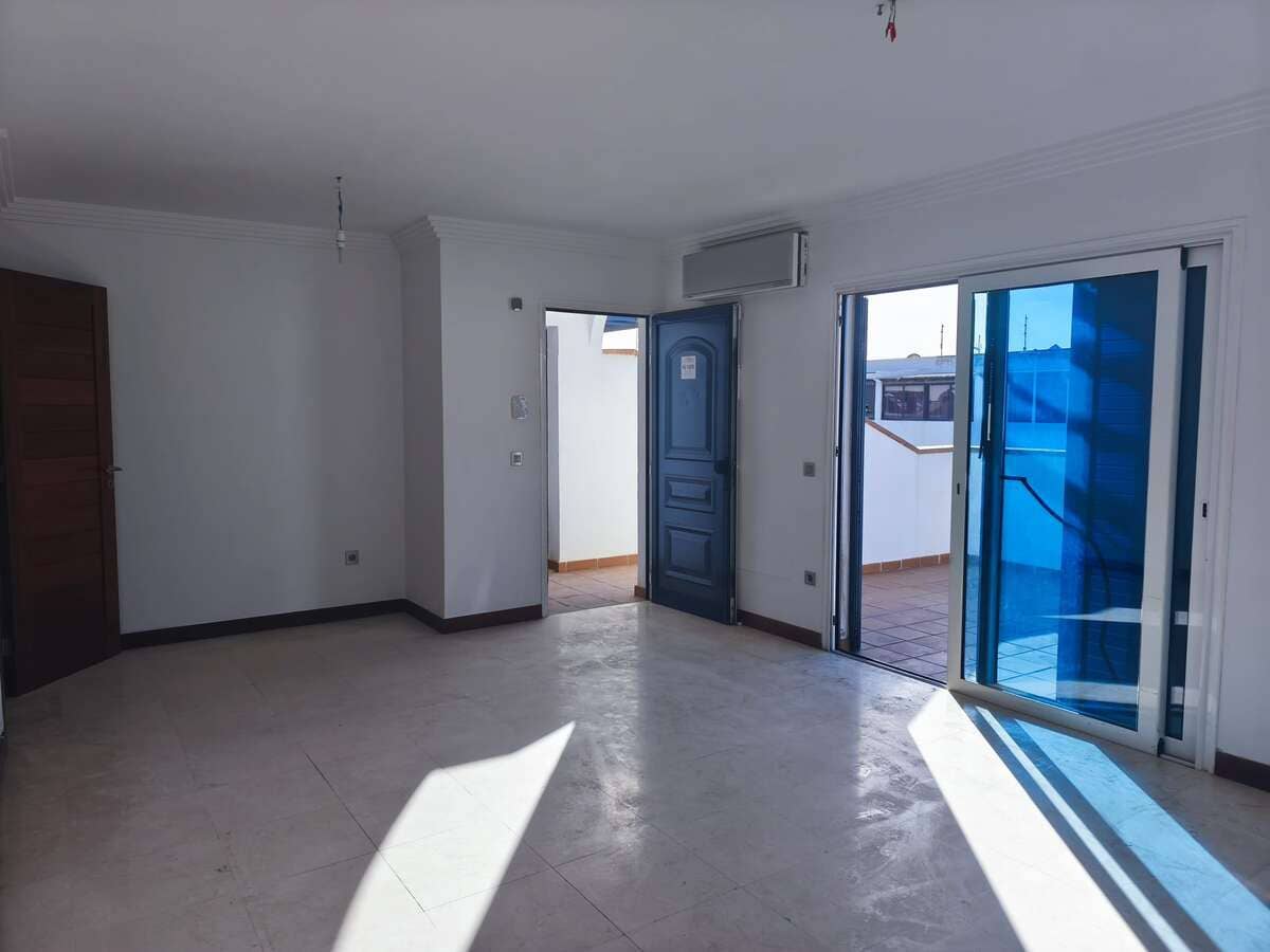 3 soveværelse Lejlighed til salg i Playa Honda - € 318.000 (Ref: 9585272)