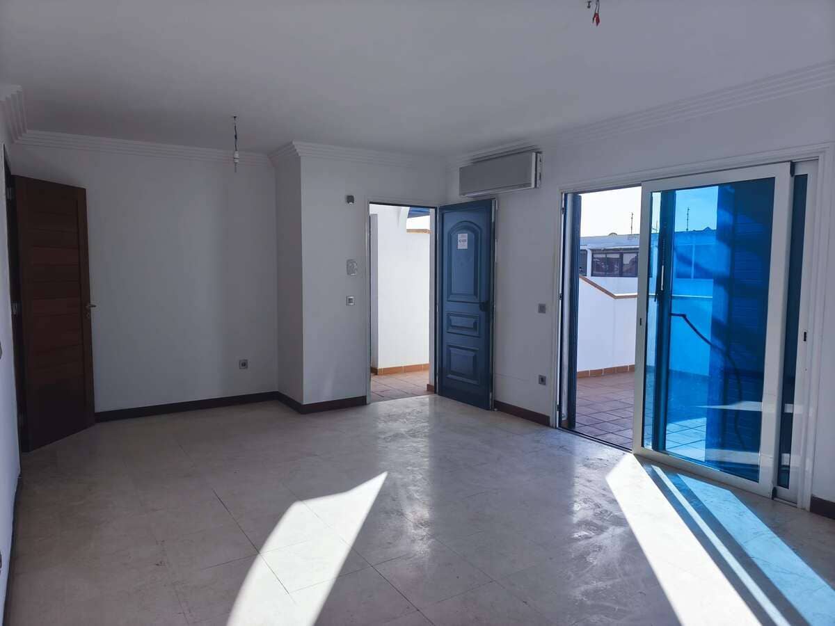 3 soveværelse Lejlighed til salg i Playa Honda - € 318.000 (Ref: 9585272)