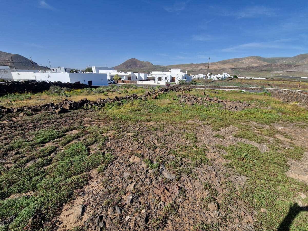 Building Plot for sale in Guatiza - € 180,000 (Ref: 9625158)