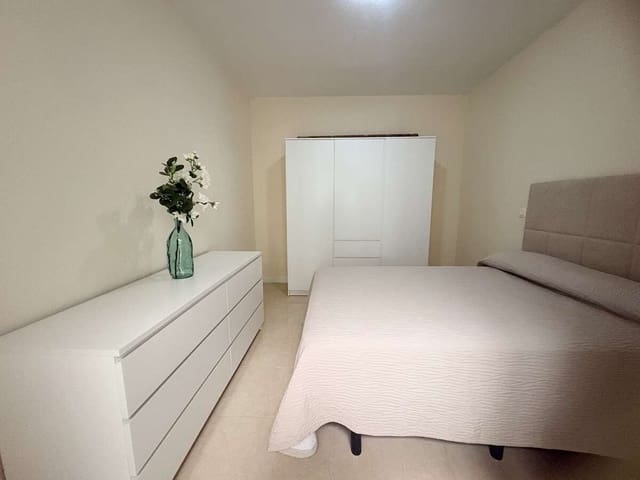 4 makuuhuone Maalaistalo myytävänä paikassa Arrecife mukana 
autotalli - 299 000 € (Ref: 9636252)