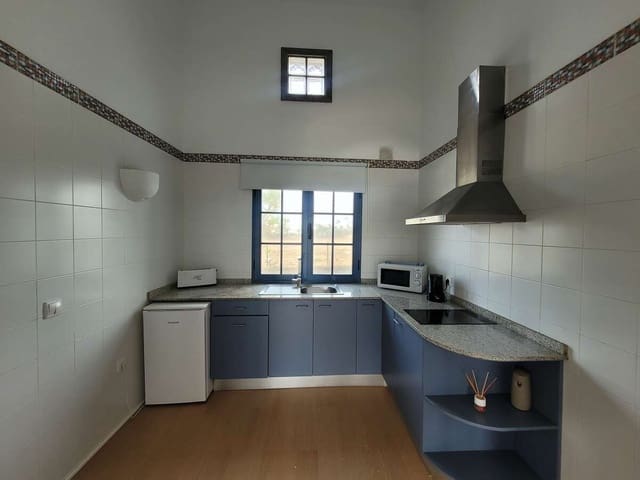 2 soverom Bungalow til salgs i Playa Blanca, Yaiza med svømmebasseng - € 295 000 (Ref: 9665733)