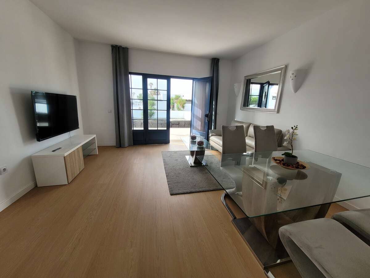 2 soverom Bungalow til salgs i Playa Blanca med svømmebasseng - € 295 000 (Ref: 9665733)