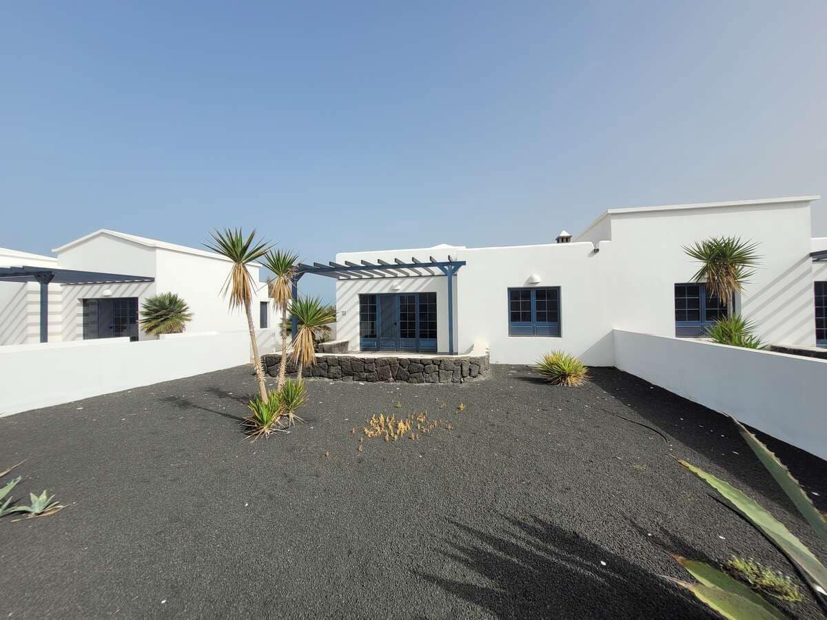 2 soverom Bungalow til salgs i Playa Blanca med svømmebasseng - € 295 000 (Ref: 9665733)