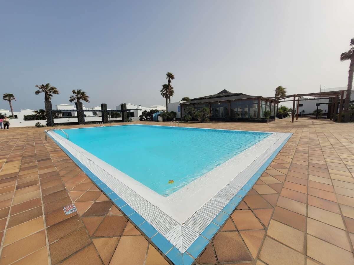 2 soverom Bungalow til salgs i Playa Blanca med svømmebasseng - € 295 000 (Ref: 9665733)