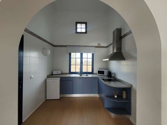 2 soverom Bungalow til salgs i Playa Blanca, Yaiza med svømmebasseng - € 295 000 (Ref: 9665733)