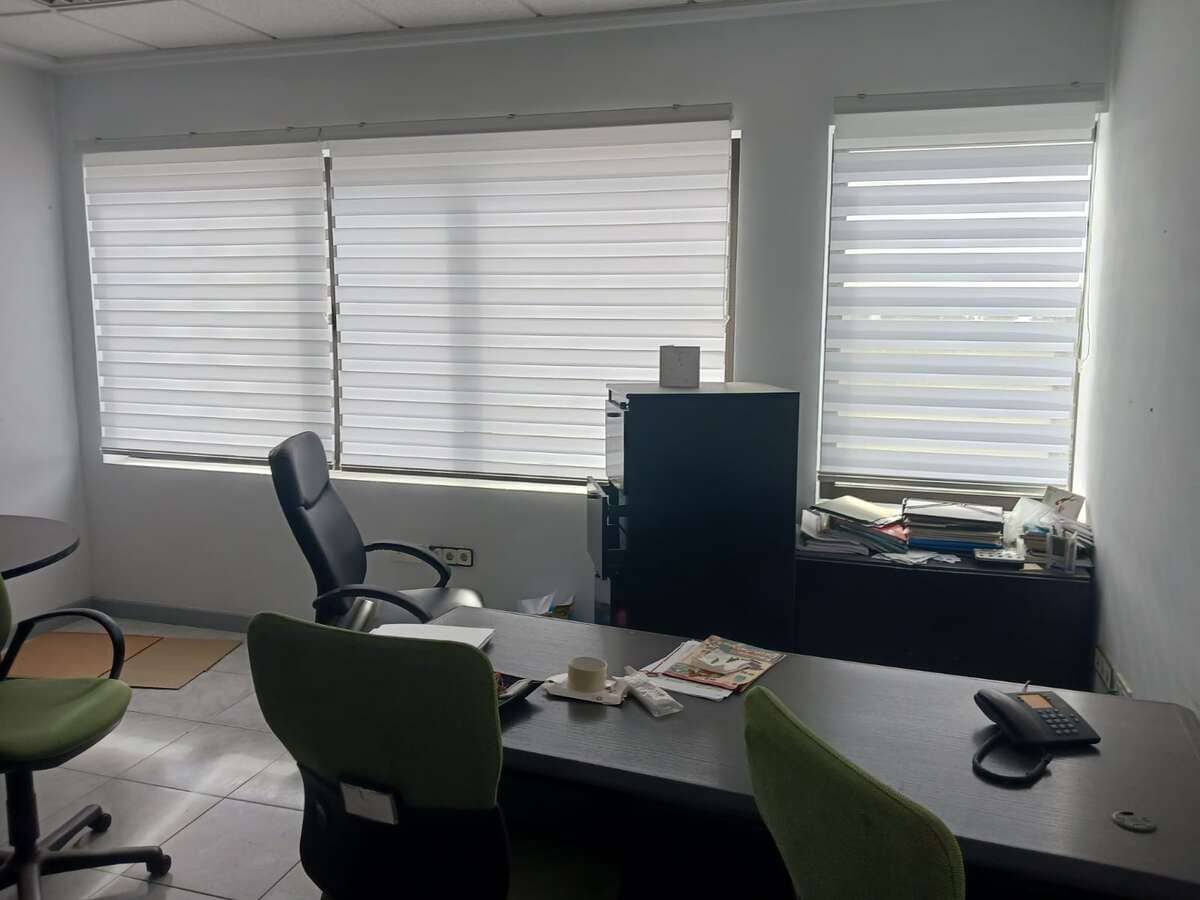 Commercieel te huur in Playa Honda met garage - € 15.000 (Ref: 9805918)