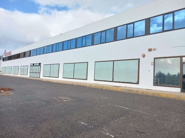 Commercieel te huur in Playa Honda, San Bartolomé met garage - € 15.000 (Ref: 9805918)