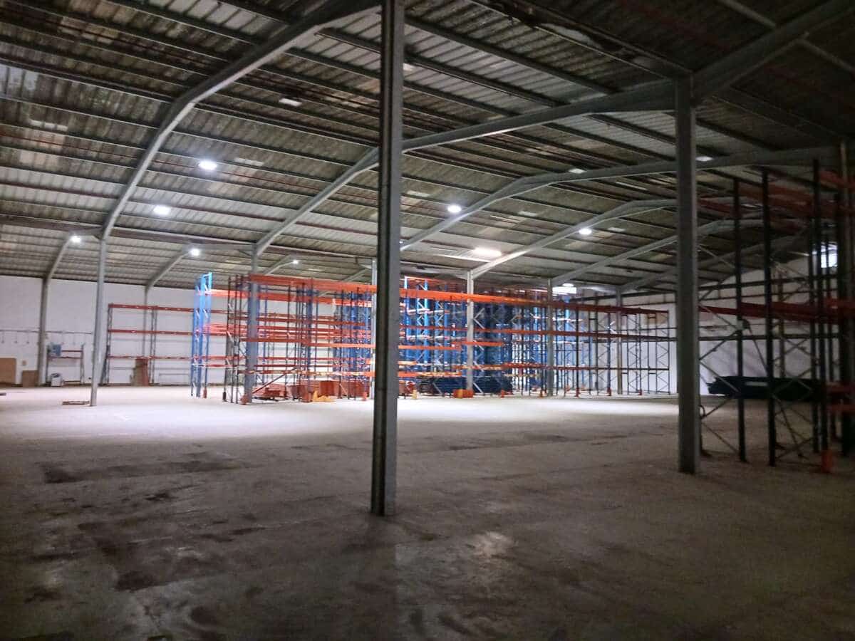 Commercial for rent in Playa Honda with garage - € 15,000 (Ref: 9805918)